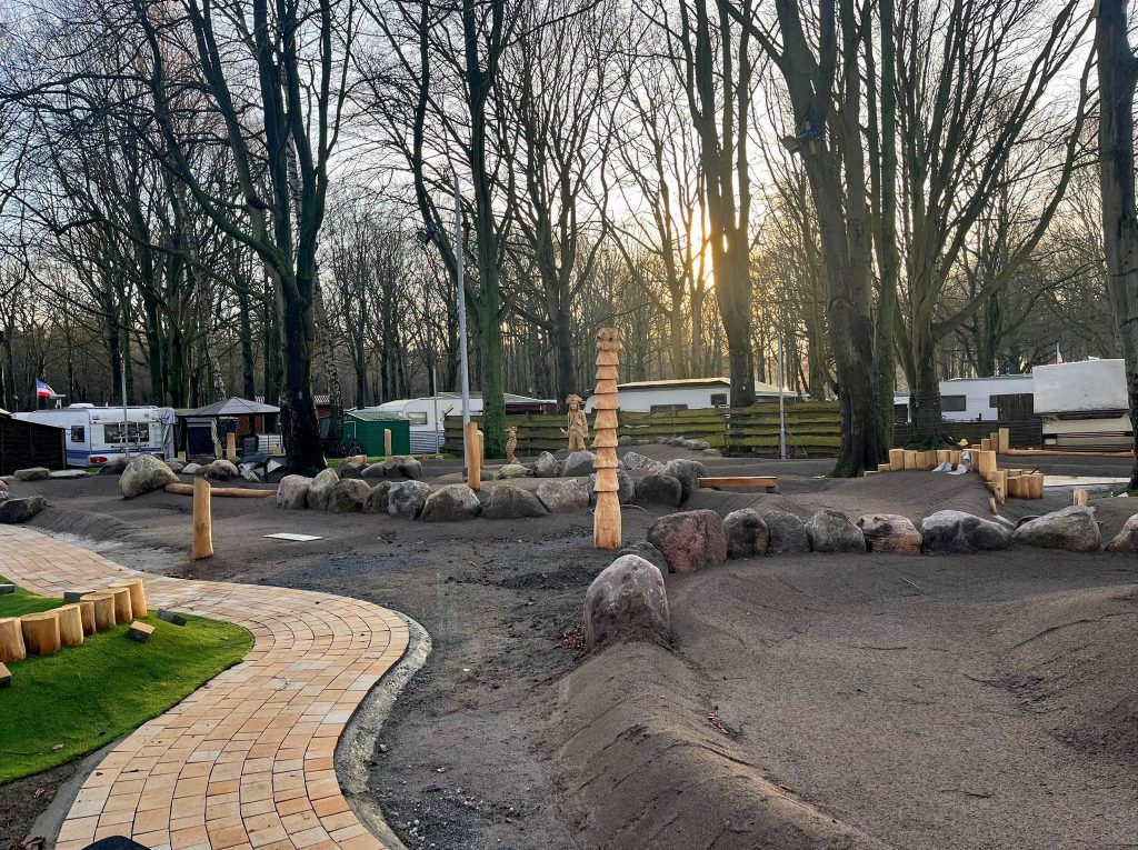 1a3704e8-35fd-4b86-ace2-de42ef76409d